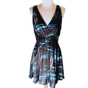 Flirty Cocktail Dress Size 2 Guess